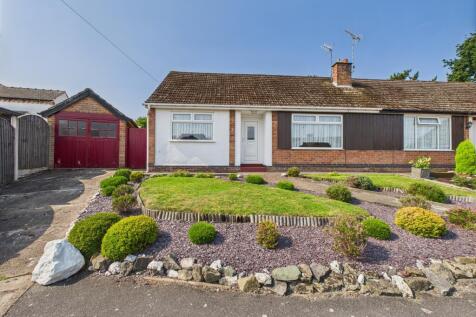 1 bedroom semi-detached bungalow for sale