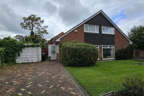 2 bedroom semi-detached house for sale
