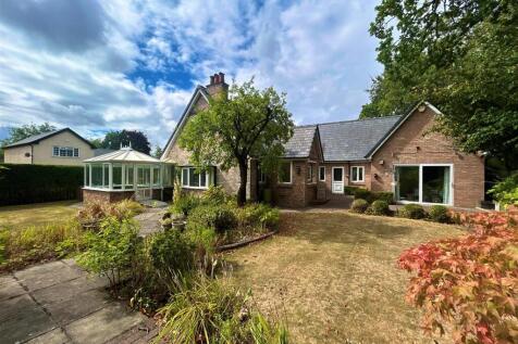3 bedroom detached bungalow for sale