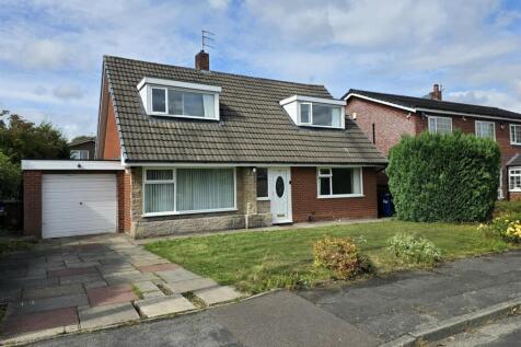 4 bedroom detached bungalow for sale