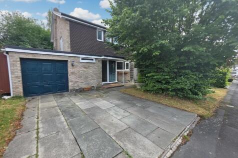 3 bedroom detached house for sale