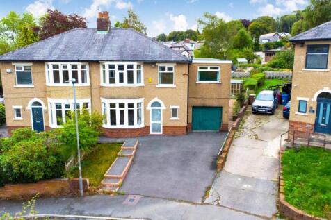 5 bedroom semi-detached house for sale