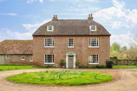 6 bedroom detached house for sale