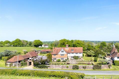 8 bedroom detached house for sale