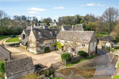 6 bedroom detached house for sale