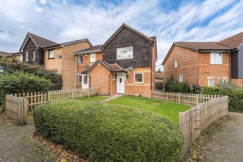 Stockholm Way, Dereham 3 bed end of terrace house for sale