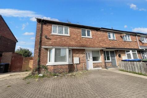 Keswick Road, Peterlee SR8 3 bed end of terrace house for sale