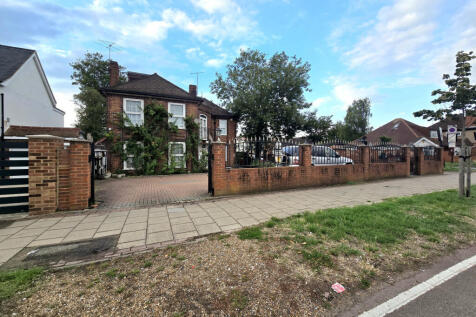 Great West Road, Hounslow, Greater... 7 bed detached house for sale