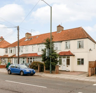 6 bedroom semi-detached house for sale