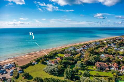 Gorse Avenue, East Preston, BN16 5 bed detached house for sale