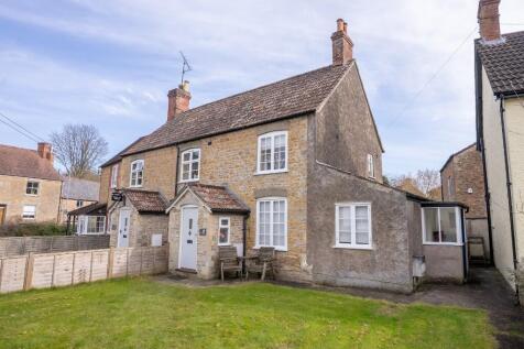 2 bedroom semi-detached house for sale