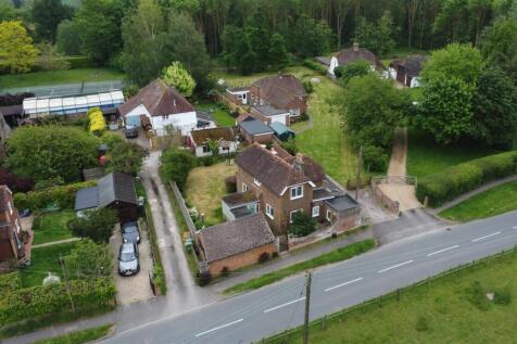 Laddingford 4 bed detached house for sale