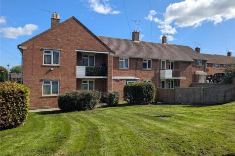 St. Johns Road, Somerset BA21 2 bed apartment for sale