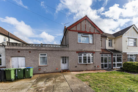 5 bedroom semi-detached house for sale
