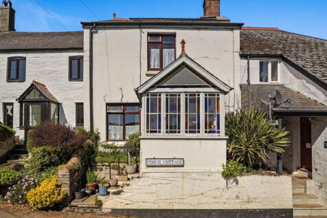 Frogmore 3 bed terraced house for sale