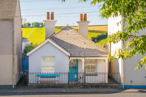 West Alvington, Kingsbridge 2 bed detached bungalow for sale