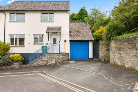 Ebrington Street, Kingsbridge 2 bed semi