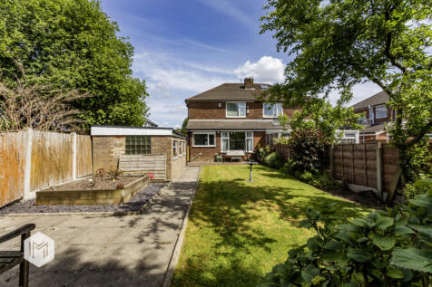 Dovedale Road, Breightmet, Bolton... 3 bed semi