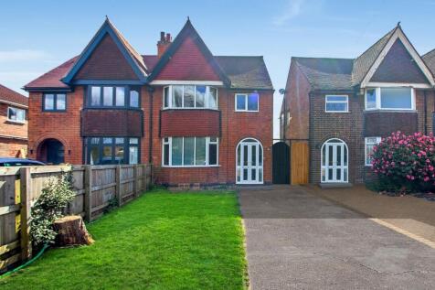 Nottingham Road, Toton, Nottingham... 3 bed semi