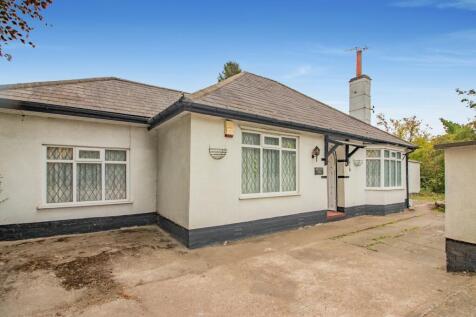 3 bedroom detached bungalow for sale