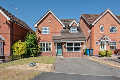 4 bedroom detached house for sale