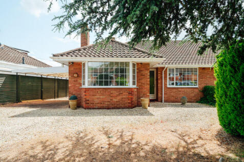 2 bedroom bungalow for sale