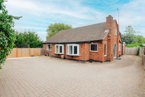 Foxes Hill, Worcester WR5 5 bed detached house for sale