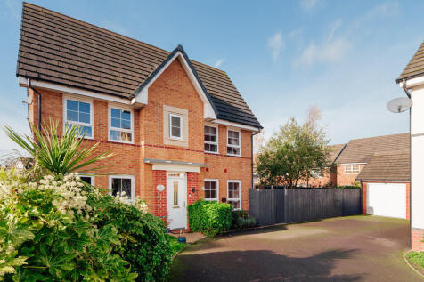 Worcester WR5 3 bed end of terrace house for sale