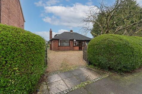 4 bedroom detached bungalow for sale