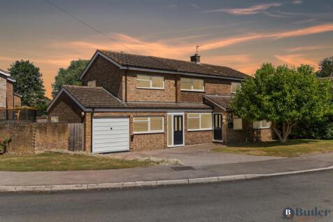 Springfield Close, Buckden, St. Neots 5 bed detached house for sale
