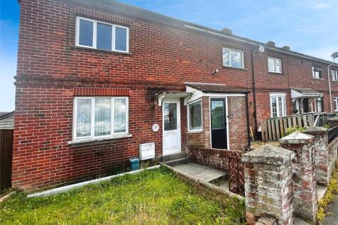 Kingston Road, East Cowes, Isle of Wight 2 bed end of terrace house for sale
