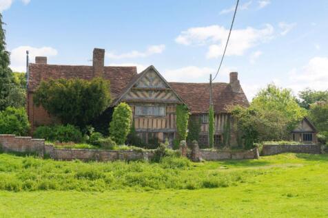 The Old Manor, Finwood Road... 5 bed semi