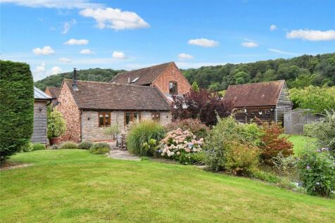 2 bedroom barn conversion for sale