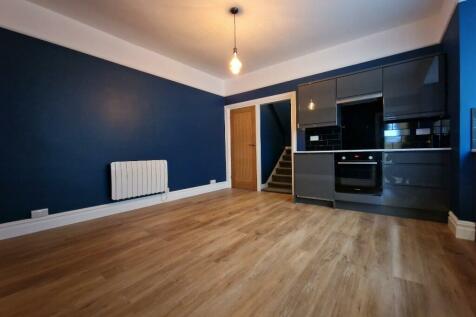 1 bedroom flat for sale