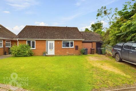 2 bedroom detached bungalow for sale