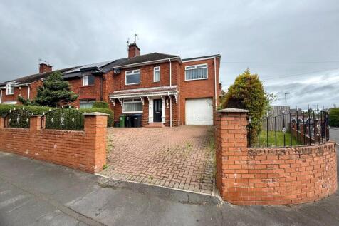 Abbey Road, Durham DL14 3 bed end of terrace house for sale