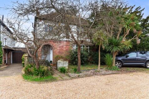 St. Raphael Road, Worthing 4 bed detached house for sale