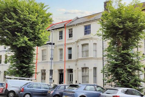10 bedroom detached house for sale