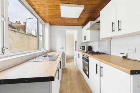 Percy Street, Middlesbrough TS1 3 bed end of terrace house for sale