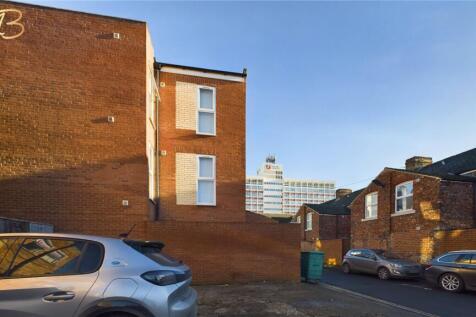 Borough Road, Middlesbrough TS1 15 bed terraced house for sale