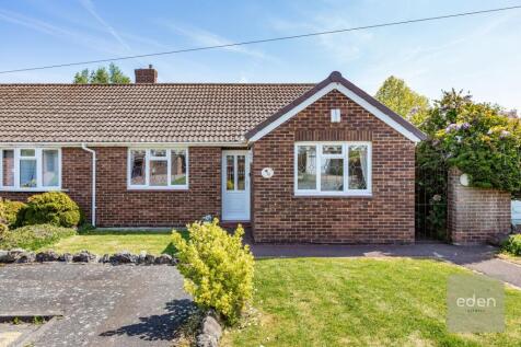 3 bedroom semi-detached bungalow for sale