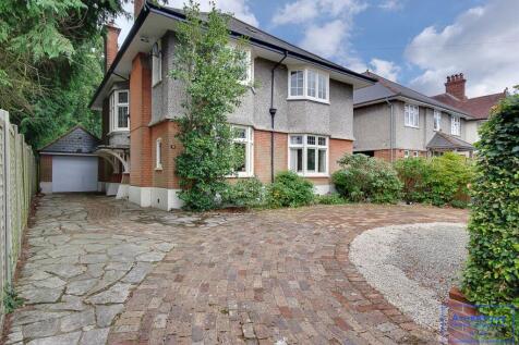 6 bedroom detached house for sale
