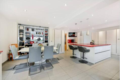 Huntercombe Lane South, Taplow... 4 bed detached house for sale