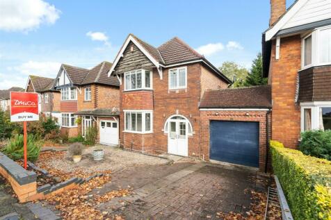 3 bedroom link detached house for sale