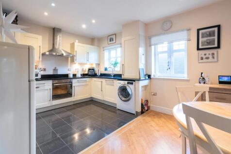 Station Road, Apartment 4, Knowle... 2 bed flat for sale