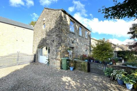 Wheatley Lane Road, Fence, BB12 4 bed end of terrace house for sale