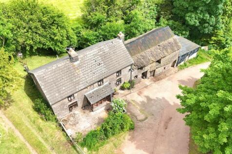 3 bedroom farm house for sale