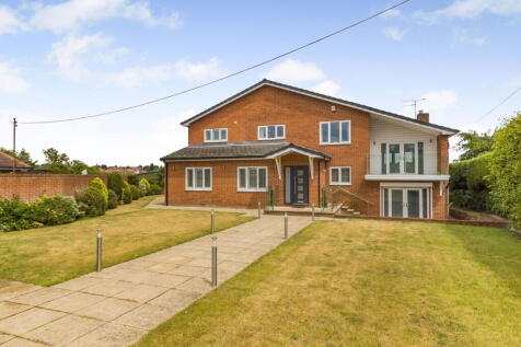 Worksop Road, South Anston... 5 bed detached house for sale
