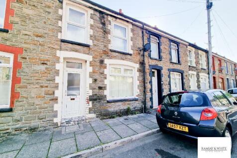 Park Street, Mountain Ash, CF45 3YL 3 bed terraced house for sale