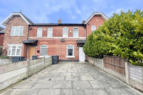 Terraced house for sale